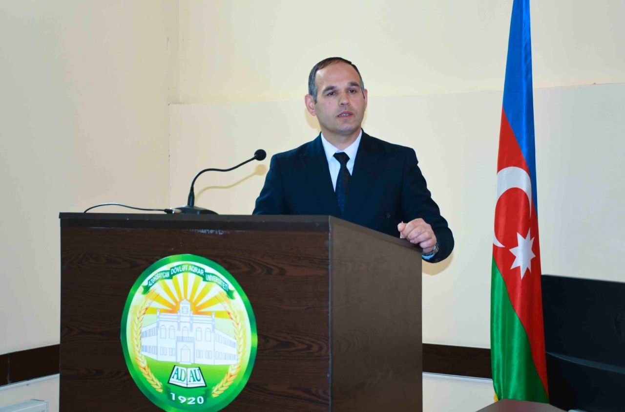 "Şəhərsalma və memarlıq sahəsi dövlət siyasətində prioritet istiqamətlərdən biridir" - Rektor (FOTOLAR)